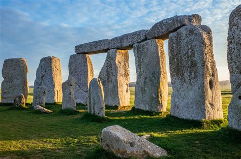 New theory suggests Stonehenge was created by glaciers - Earth.com