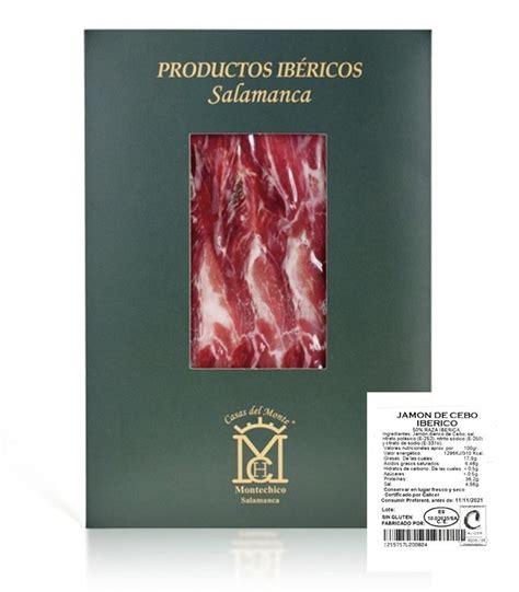 Sliced Iberian acorn ham and Iberian ham 'de cebo' (fodder fed)