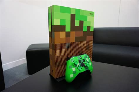 Xbox 360 Minecraft Edition Console