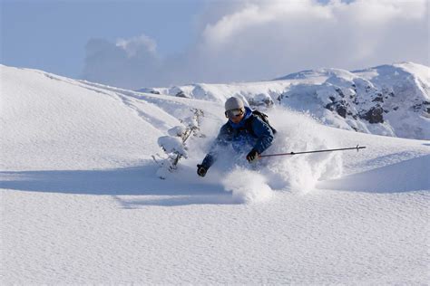 Hokkaido Ski Holidays | travel&co.