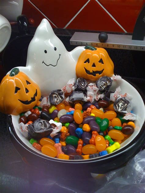 Halloween candy bowl | Halloween candy bowl, Halloween candy, Halloween ...