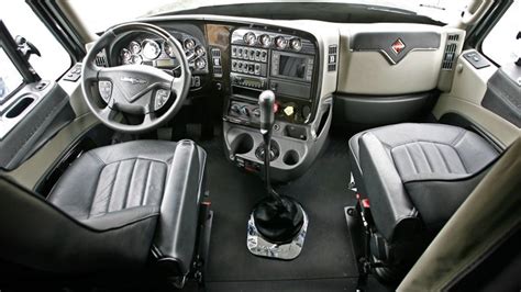 How To Drive An 18-Speed Semi Truck