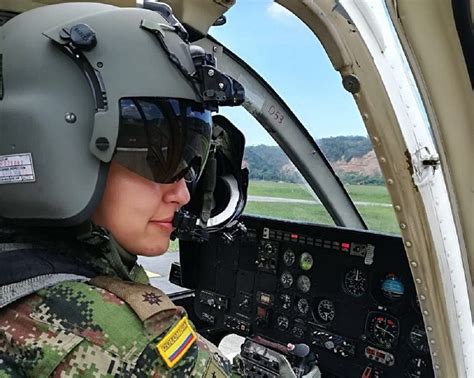 Colombian Army Aviation Branch Inducts First Female Helicopter Pilot - Diálogo Américas