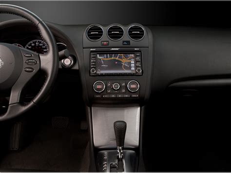 2011 Nissan Altima: 26 Interior Photos | U.S. News