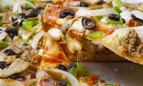 Meat, Seafood, and Vegetarian Pizza Topping Ideas