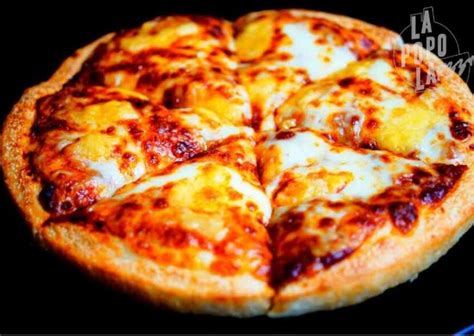 CHEESE CHEDDAR PIZZA