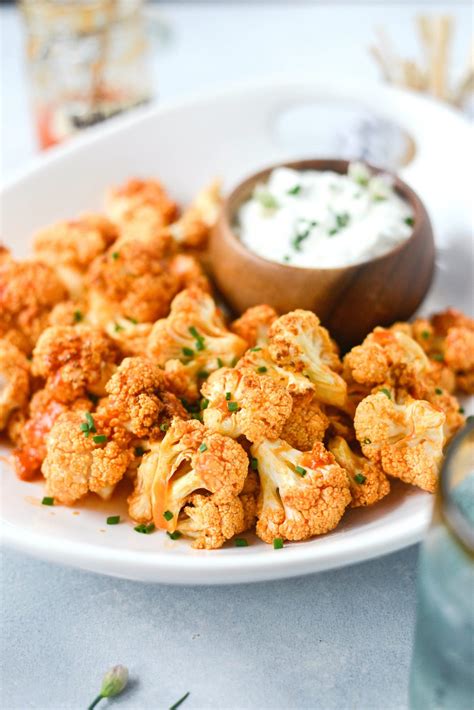 Air Fryer Buffalo Cauliflower Bites with Garlic Blue Cheese Dip ...