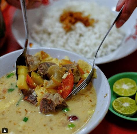 Four must-try ‘soto’ dishes in Jakarta | The Straits Times