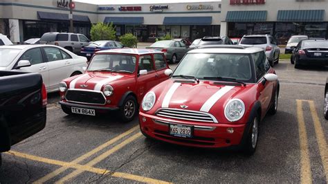 Size Comparison: Classic Mini vs Mini Cooper (R50)