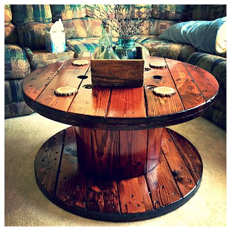 Rustic Chic Coffee Table | DIY Cable Spool Table