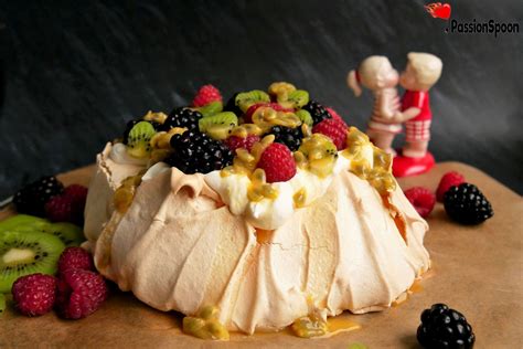 Pavlova cake; a perfect dessert - PassionSpoon recipes