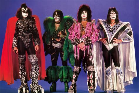 Who else's favorite costumes are the Dynasty era ones : r/KISS