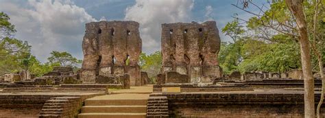 Palace of King Parakramabahu | Attractions in Polonnaruwa | Love Sri Lanka