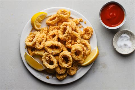 Italian Fried Calamari (Calamari Fritti) Recipe