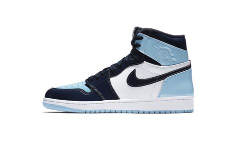 Where To Buy The Air Jordan 1 "UNC" Patent Leather - MASSES