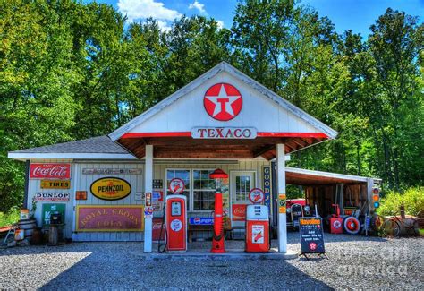 Old Texaco Station Photograph by Mel Steinhauer | Pixels