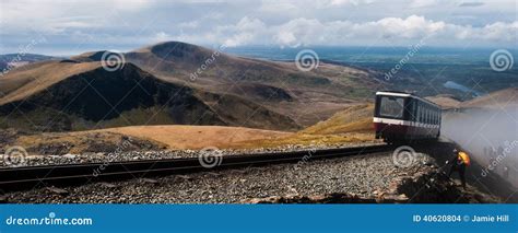 Snowdonia Train with Incoming Cloud Stock Photo - Image of cold, train: 40620804