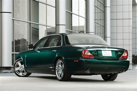 2009 Jaguar XJ Reviews, Specs and Prices | Cars.com