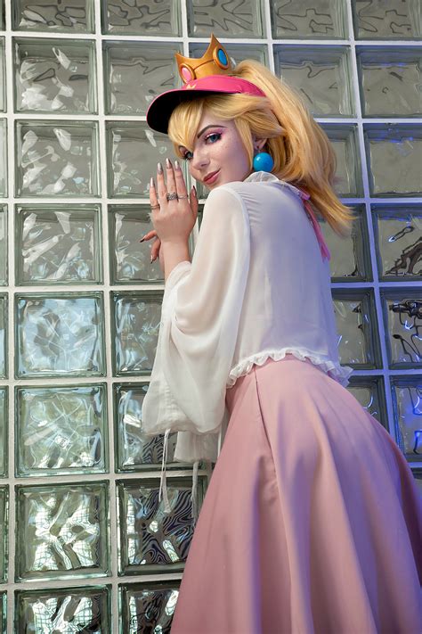 Princess Peach Mario Cosplay Nintendo by AGflower on DeviantArt