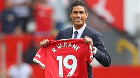 Raphael Varane / Raphael Varane Facebook - He walked out of the tunnel ...