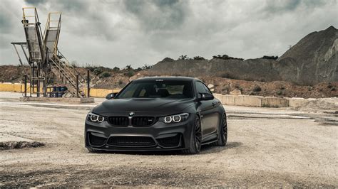 Black Bmw M4 Wallpaper