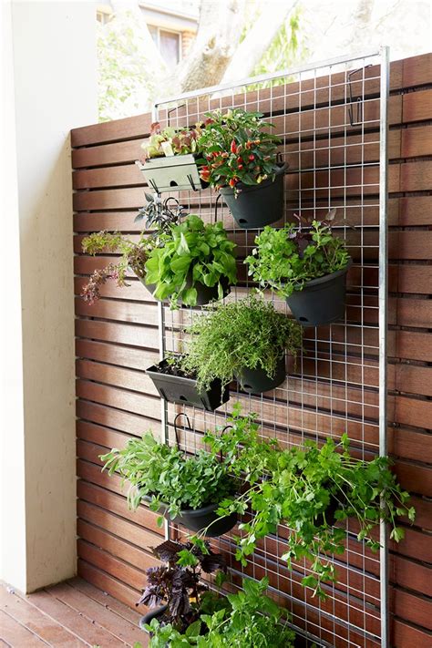 Small Home Garden Designs to Save Space