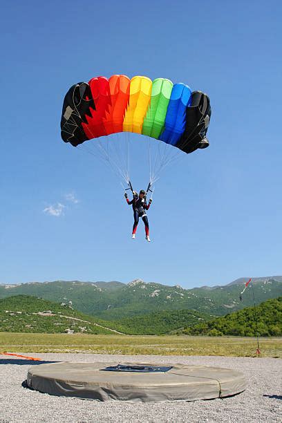 Parachute Landing Stock Photos, Pictures & Royalty-Free Images - iStock