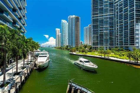 18 Best Things To Do in Brickell & Downtown Miami