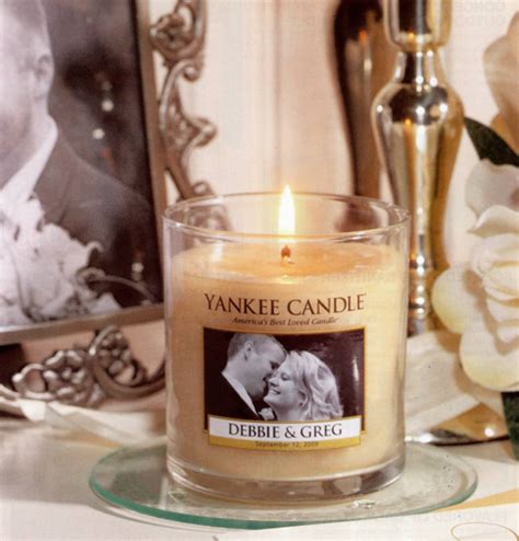 The Awesometastic Bridal Blog: Personalized Yankee Candle Favors