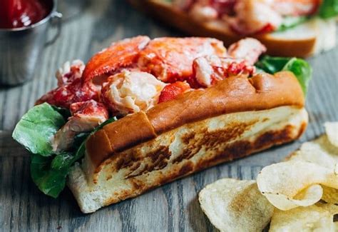 MAINE LOBSTER ROLLS RECIPES - Resep Special Mama