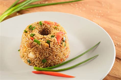 Arroz Chaufa de Pollo: Mouth-watering Chinese-Peruvian Fried Rice