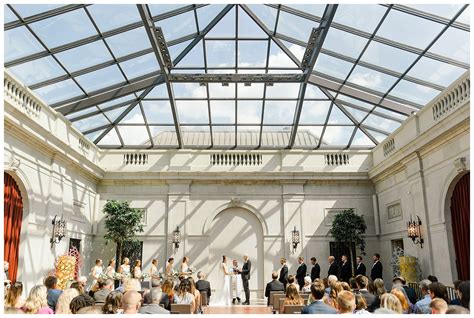 Joyful Columbus Museum of Art Wedding - Starling Studio