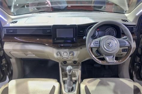 Interior Suzuki Ertiga – newstempo