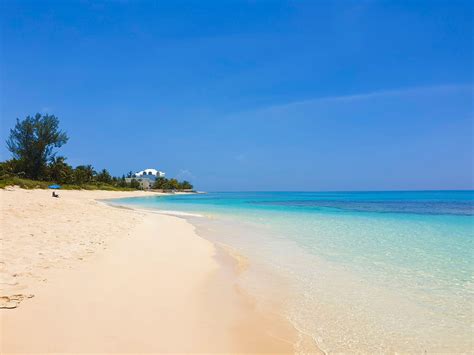 The 12 Best Beaches in Nassau, The Bahamas (Incl. Photos) - Sandals