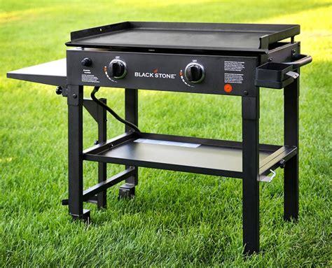 Blackstone 28 inch Outdoor Flat Top Grill - Best Smoker