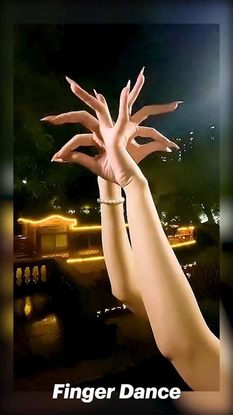 Finger Dance | Hand dancing, Dance poster, Chinese dance