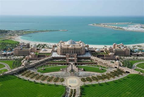 Emirates Palace: 5 Star Luxury Hotel, Beach Resort & Spa in Abu Dhabi