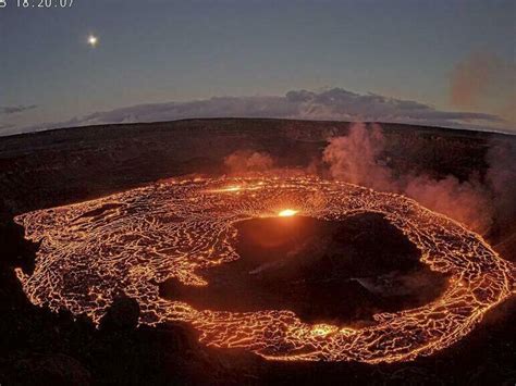 Hawaii's Kilauea volcano erupts again as the summit crater glows