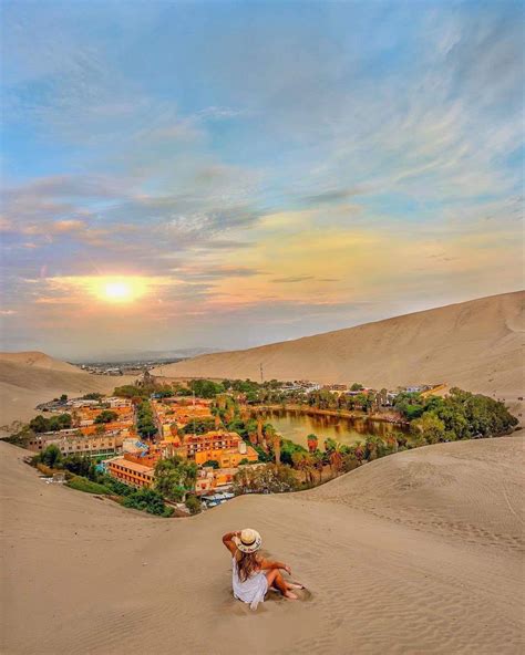 Huacachina, Peru. A village built around an oasis in the desert. : r/interestingasfuck