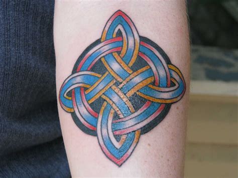 The American Origins Of The Not-So-Traditional Celtic Knot Tattoo : Parallels : NPR