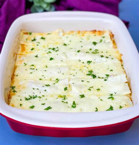 Creamy White Seafood Lasagna + {VIDEO}