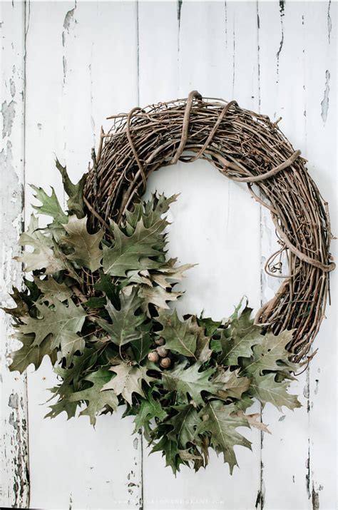 Give Your Front Door the Prettiest Makeover with this DIY Fall Wreath ...