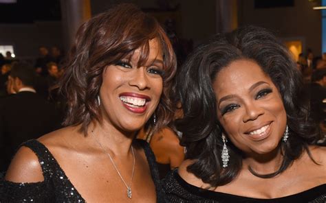 Oprah Shares Photos From Trip to Middle East With Gayle King - Parade