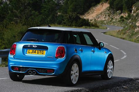 Five-Door MINI Hatchback Officially Unveiled - autoevolution