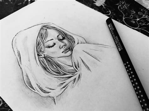 Pencil Sketch Drawing Sad Girl - Rectangle Circle