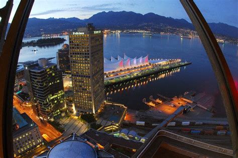 Vancouver Lookout Harbour Centre Tower is one of the very best things to do in Vancouver