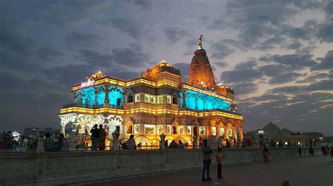 Prem Mandir Vrindavan - History, Timings, Built by | Adotrip