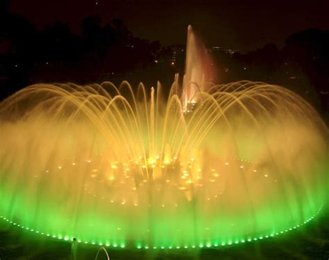 Mist Fountain at best price in Ahmedabad by Fountech India | ID: 5376250230