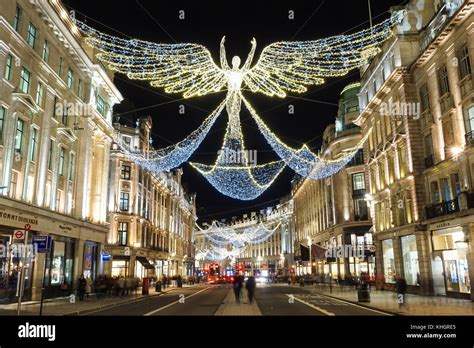 Regent Street Xmas Lights 2017 Stock Photos & Regent Street Xmas Lights 2017 Stock Images - Alamy