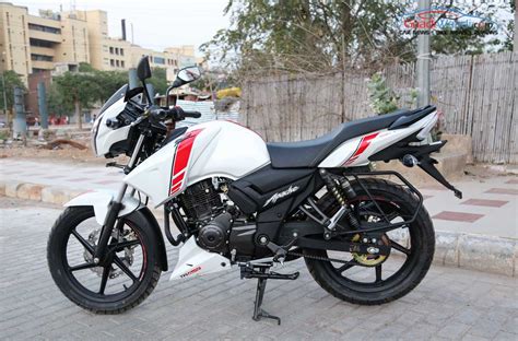 Explore TVS Apache RTR 160 White Race Edition In Our Image Gallery